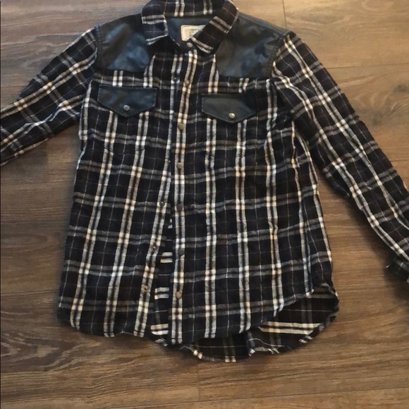 Shirts - Picture 1 of 4